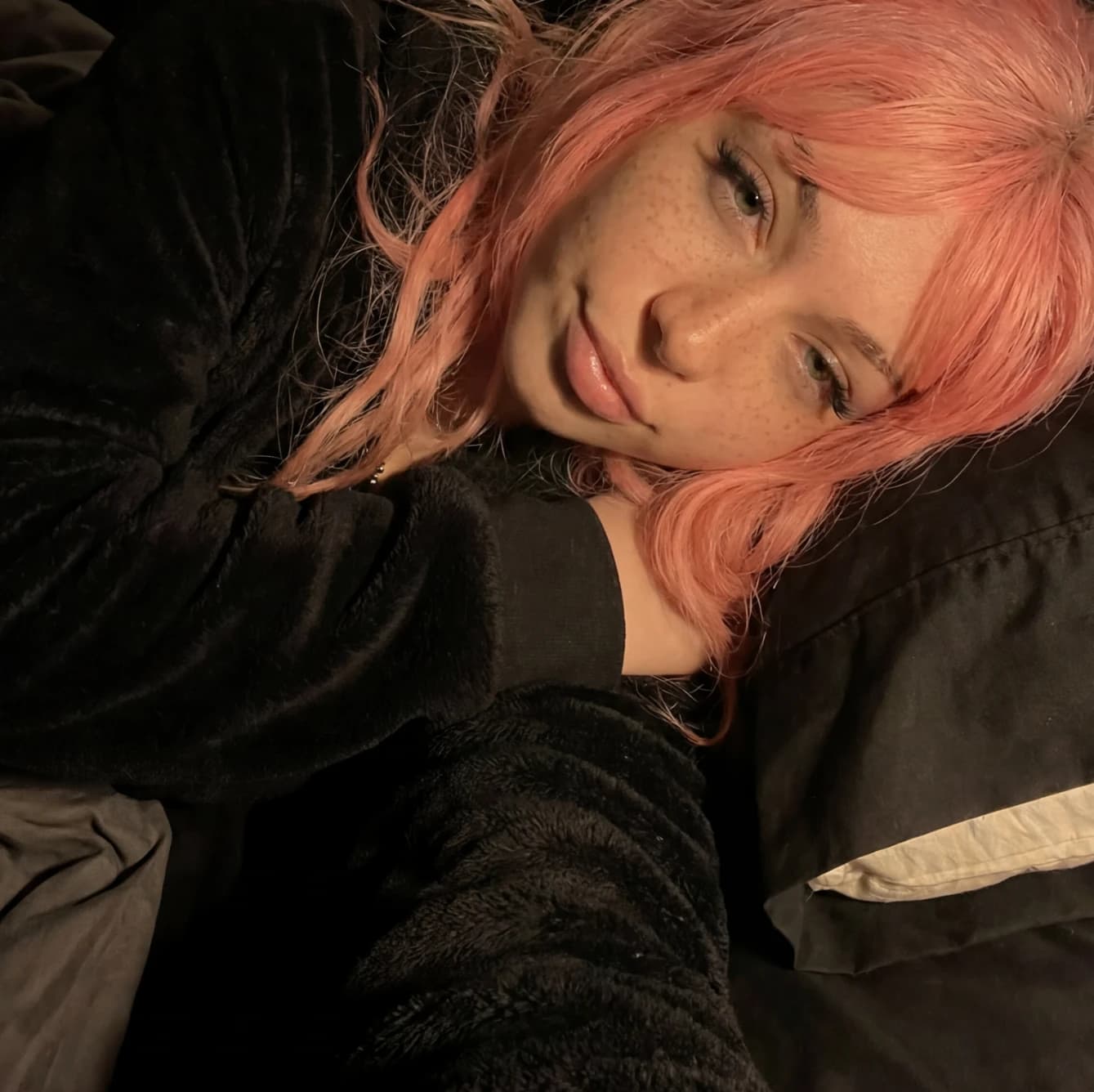 emogothgirl profile photo